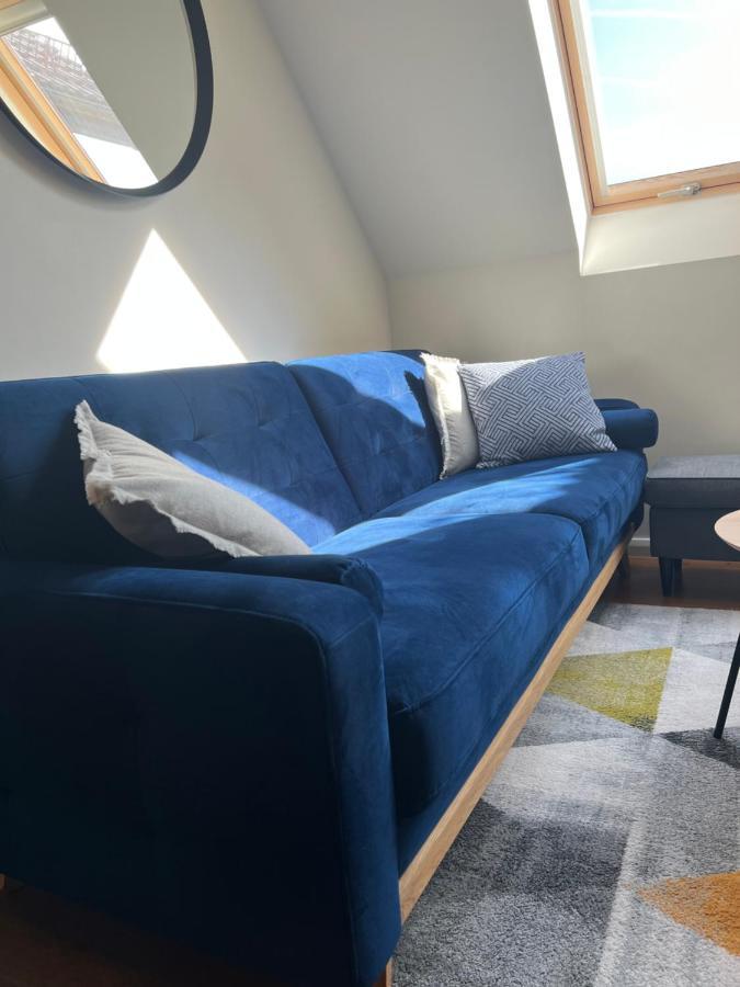 30 Apartment