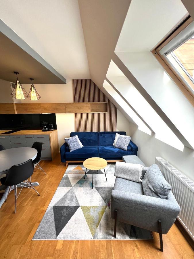 Apartment 30